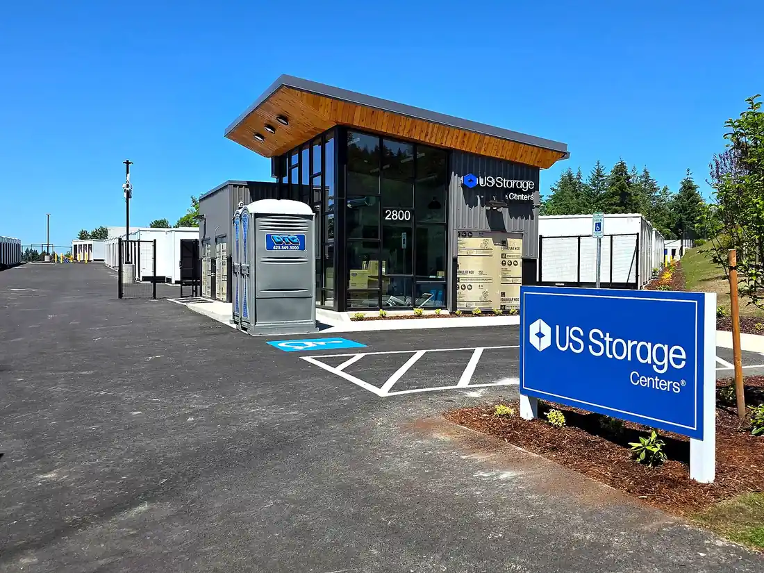 US Storage site identification signage installed by ESCO Pacific