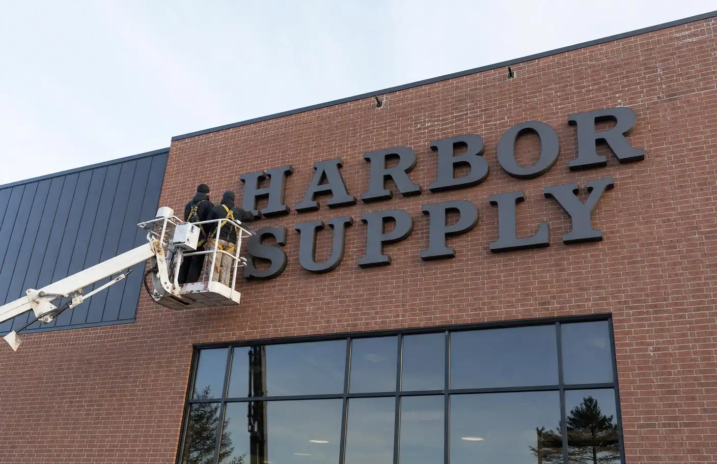 Materials built for the elements — Outdoor Business Signs & Custom Exterior Signs